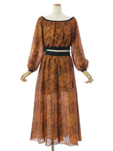 RE SYU RYU / Flared gathered satin pants